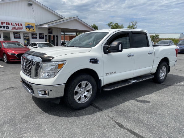 2017 Nissan Titan